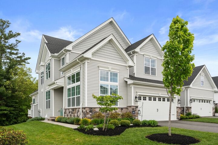 Property Photo:  82 Ingalls Village Way 82  MA 01921 