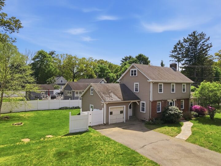Property Photo:  1 Valley View Rd  MA 01778 