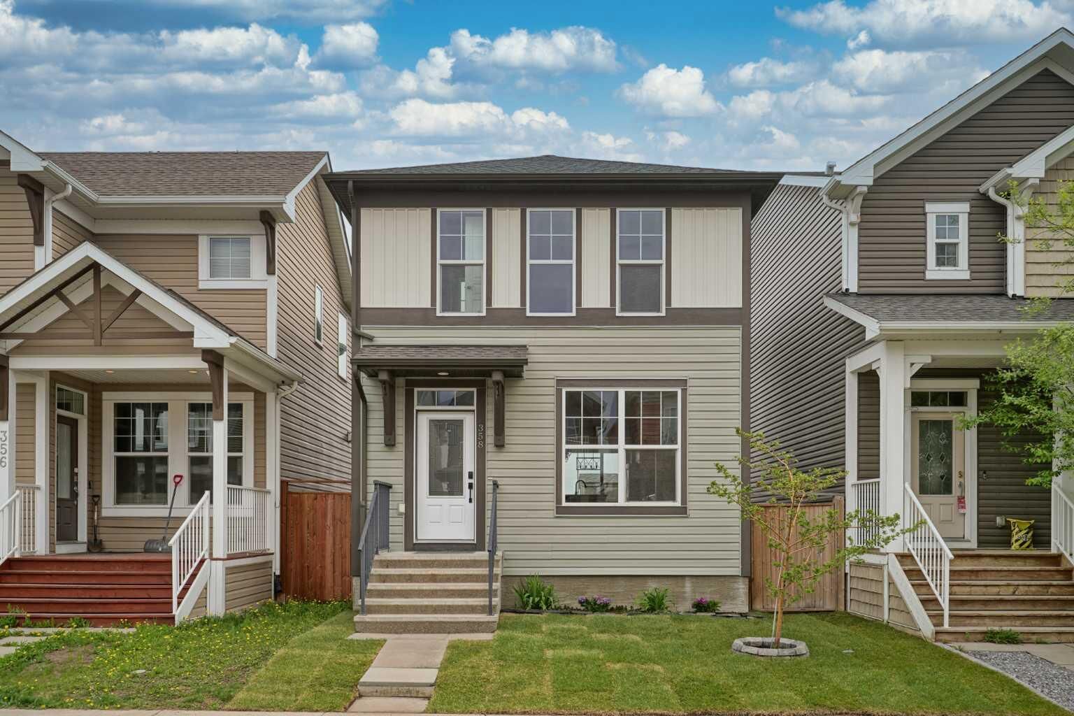 Property Photo: 358 Auburn Crest Way SE AB T3M 1R1