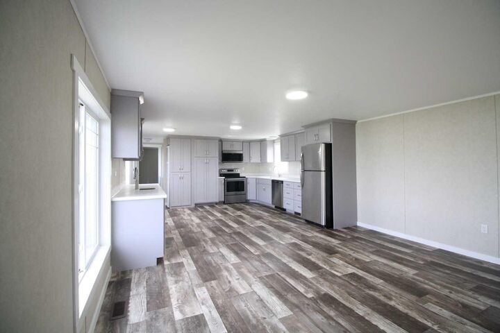 Property Photo:  32 Deerglen  AB T0H 1Z0 