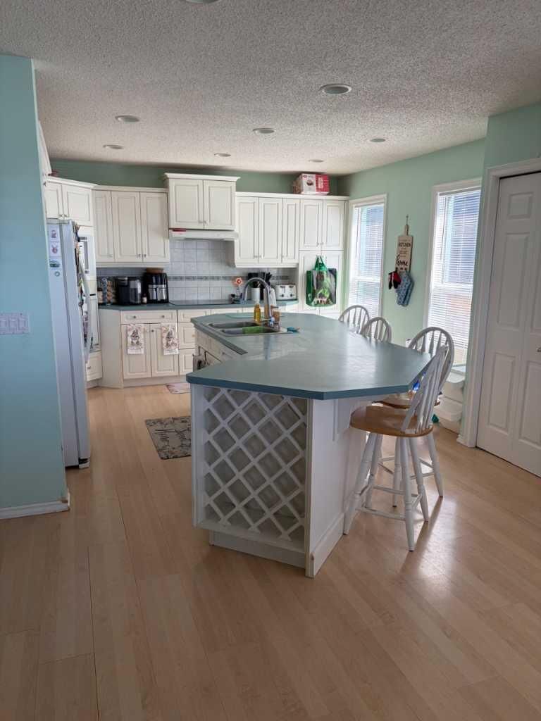 Property Photo: 1065 East Chestermere Drive AB T1X 1A9