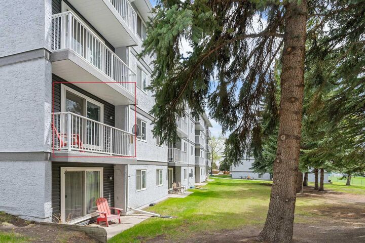 Property Photo: 5601 Dalton Drive NW 202C AB T3A 2E2