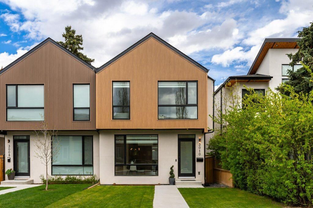 Photo de la propriété:  3010 26A Street SW  AB T3E 2E1 