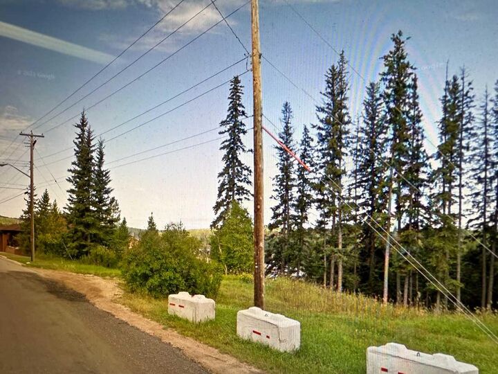 Property Photo: 4701 49 Avenue AB T9S 1R3