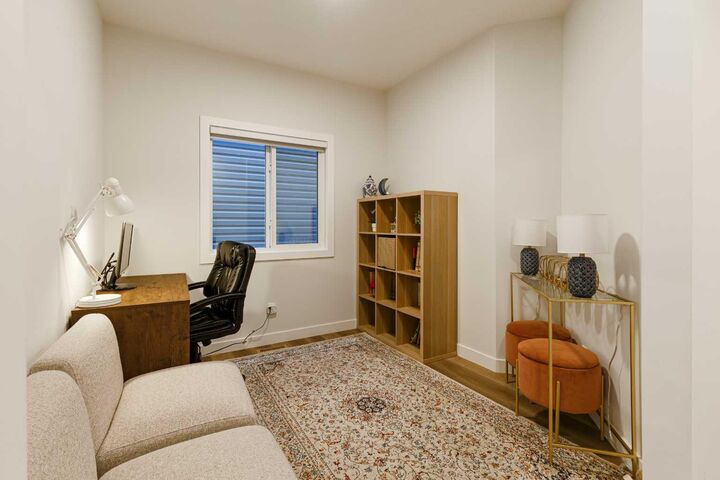 Property Photo: 18 Legacy Reach Park SE AB T2X 5C5