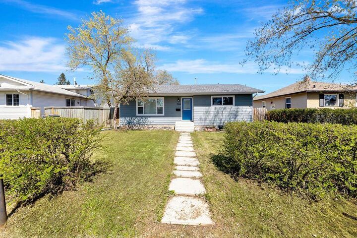 Property Photo: 5104 54A Street AB T9V 0S5