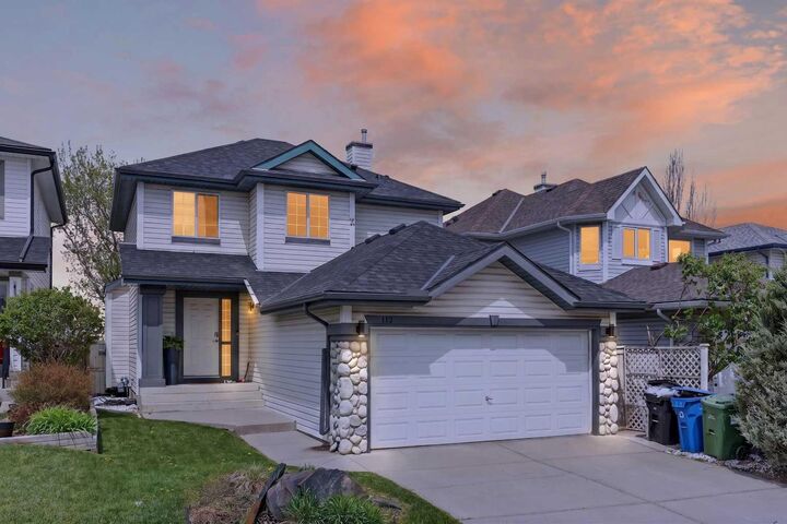Property Photo:  112 Hidden Ranch Crescent NW  AB T3A 5W3 