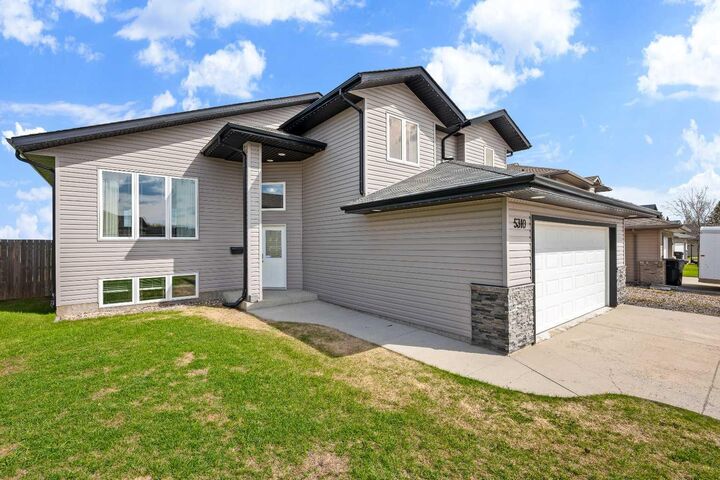 Property Photo: 5310 51 Street AB T0B 0L0