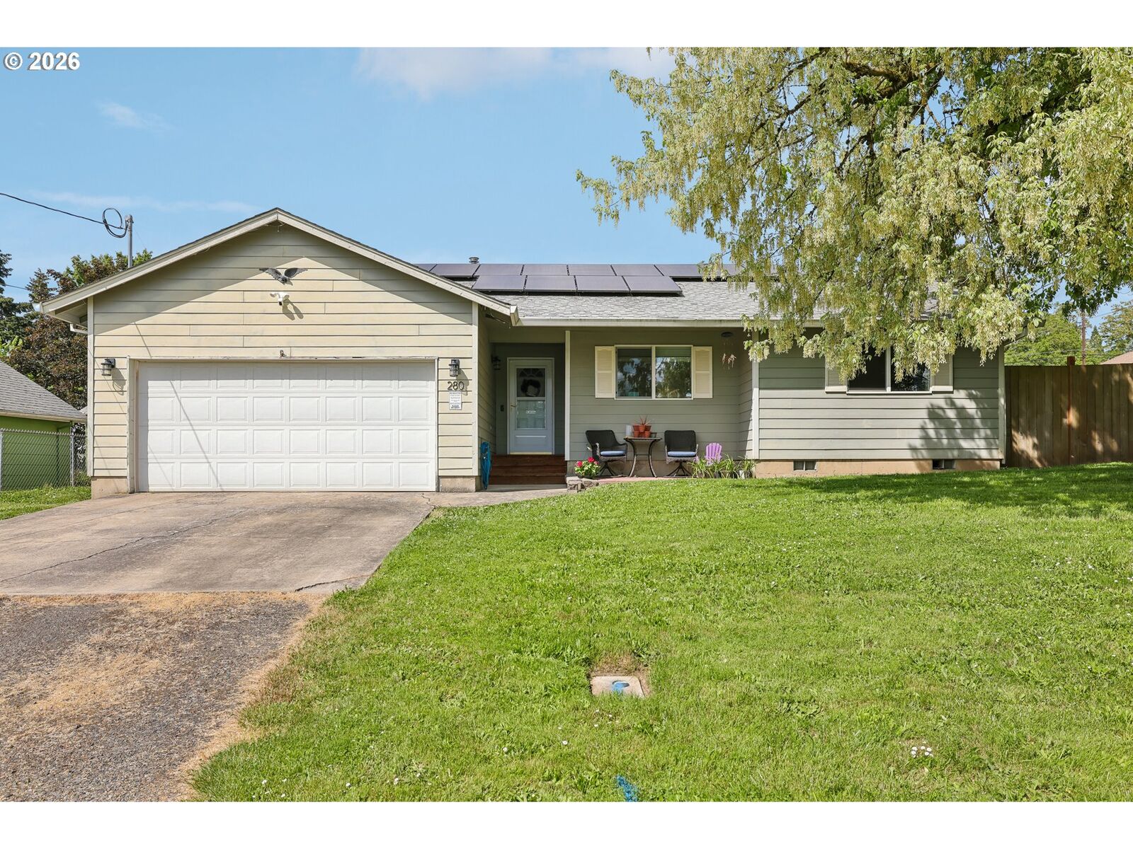 Property Photo: 280 E 6th St OR 97127