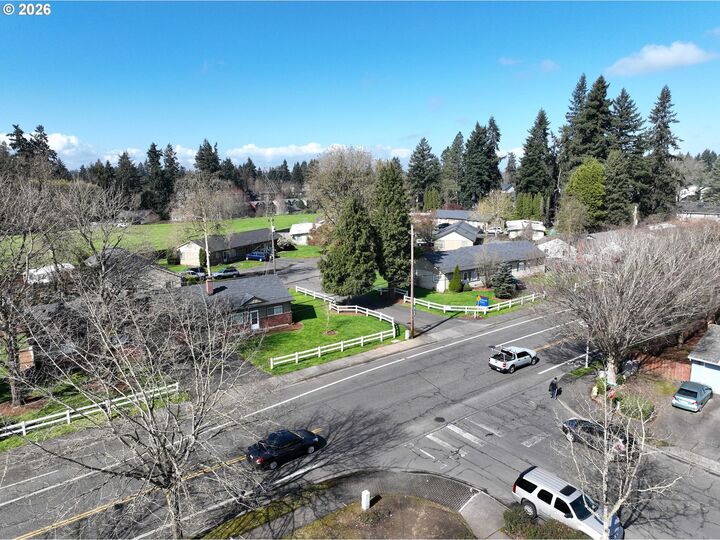Property Photo: 2700 Falk Rd WA 98661