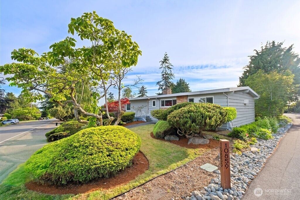 Property Photo: 10851 Marine View Drive WA 98146