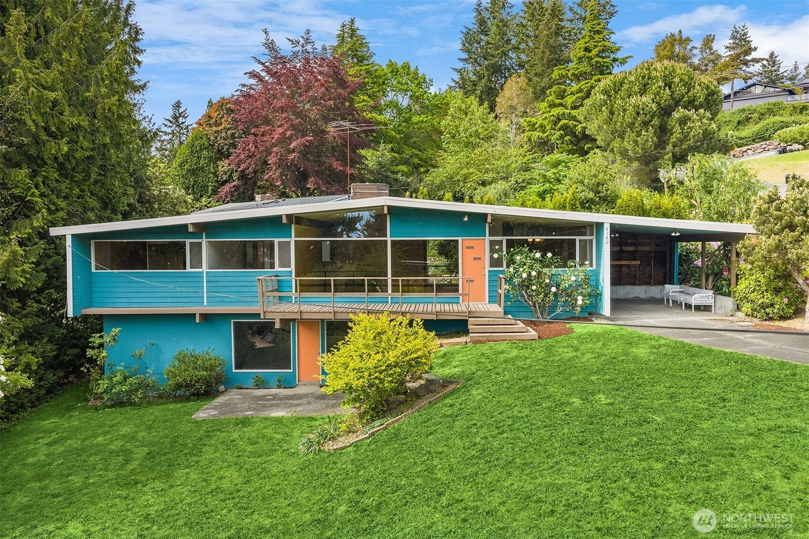 Property Photo:  6180 NE 185th Street  WA 98028 