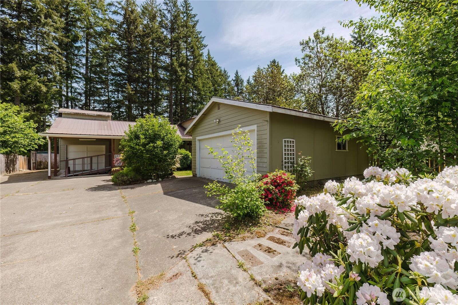 Property Photo:  41 NE Salty Drive  WA 98528 