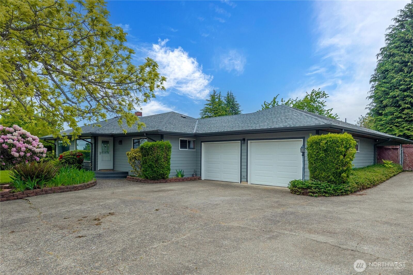 Property Photo:  2911  Elwood Drive W  WA 98466 
