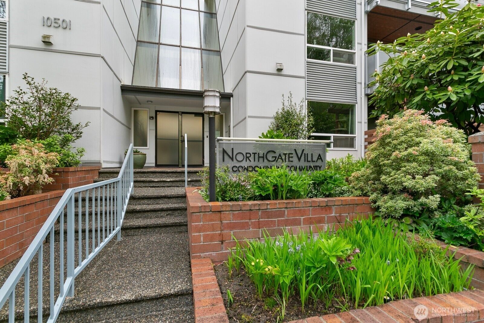 Property Photo: 10501 8th Avenue NE 126 WA 98125