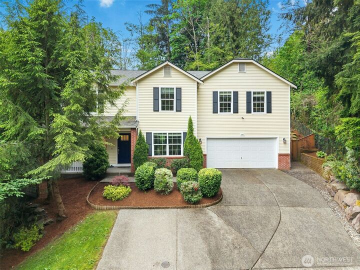 Property Photo: 11827 56th Avenue SE WA 98208