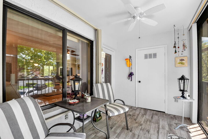 Property Photo: 207 Pine Hov Circle D2 FL 33463