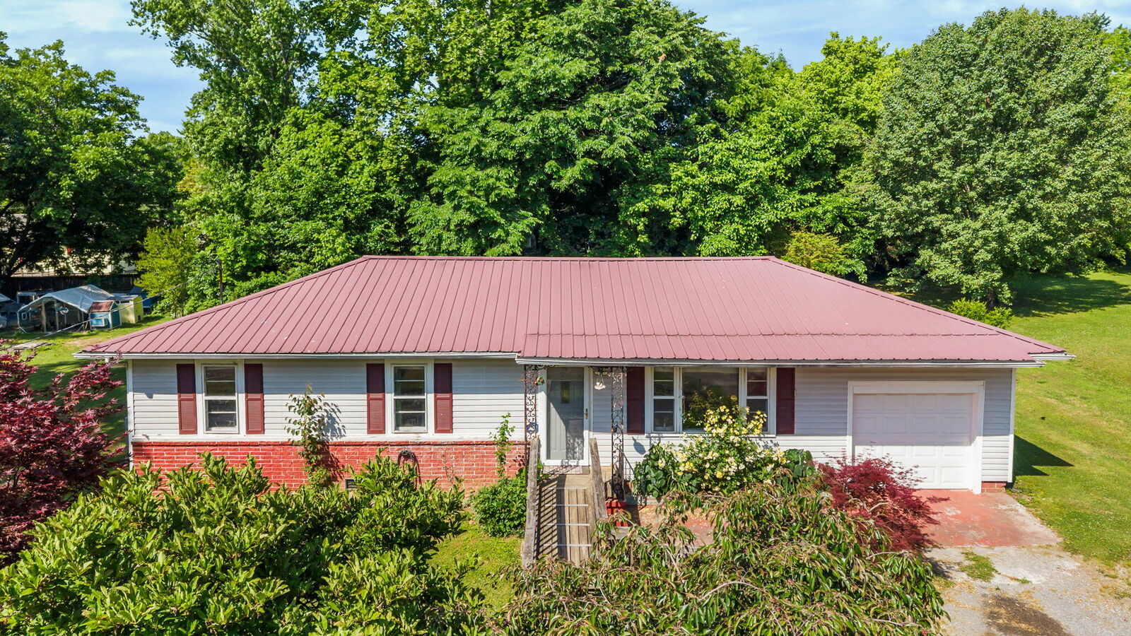Property Photo:  2414 Howell Street SE  TN 37323 