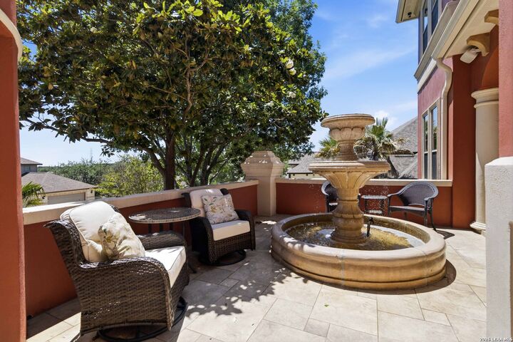 Property Photo:  2027 Milan  TX 78258 