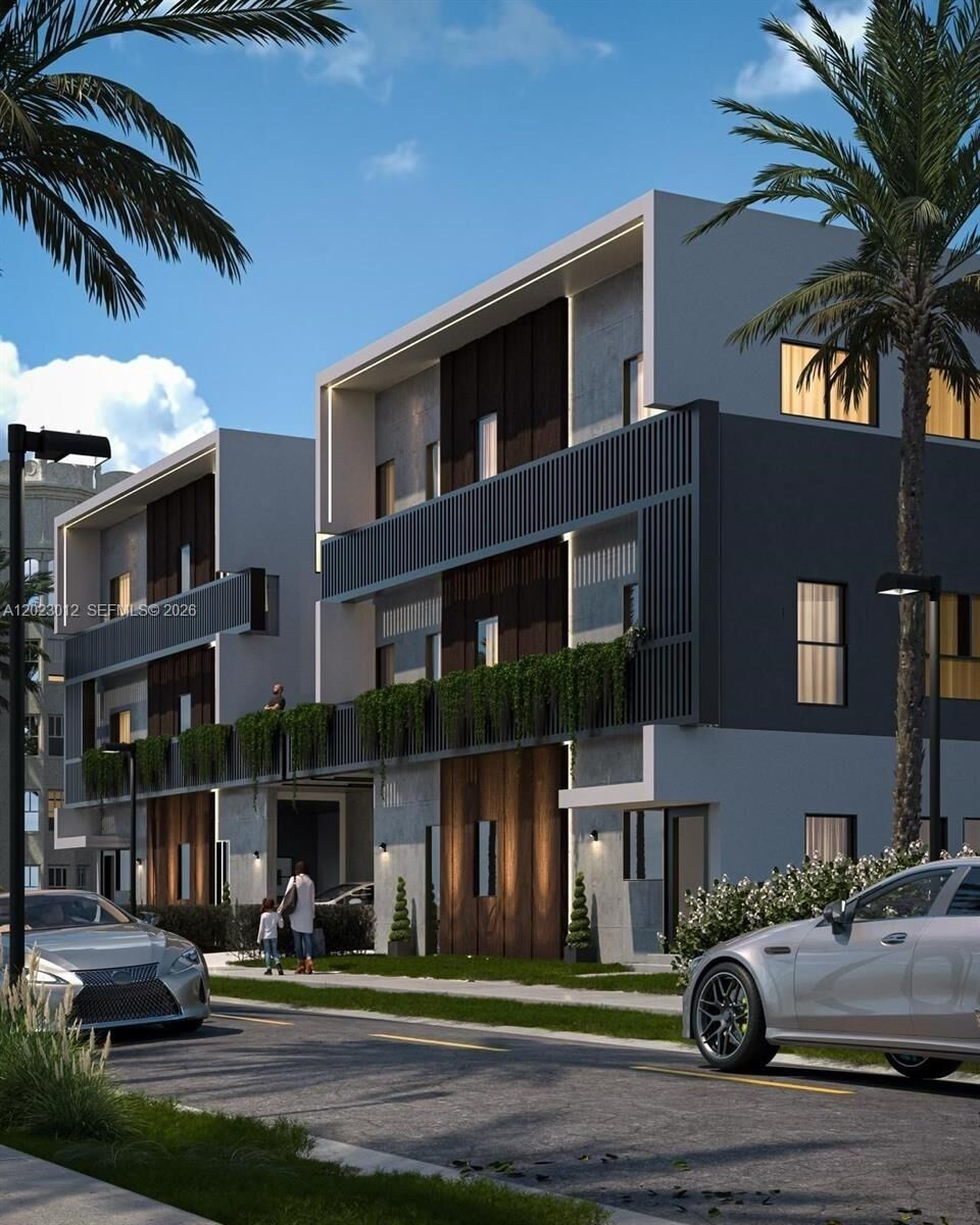 Property Photo: 1534 SW 3rd St FL 33135