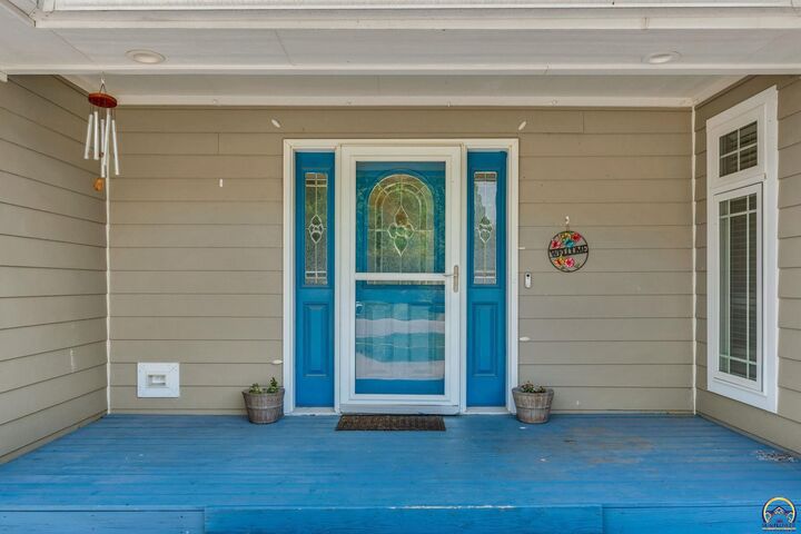 Property Photo:  110 Pearl St  KS 66533 