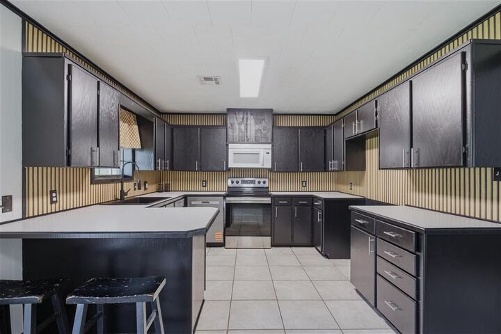 Property Photo:  1406 Guillory Drive  LA 70648 