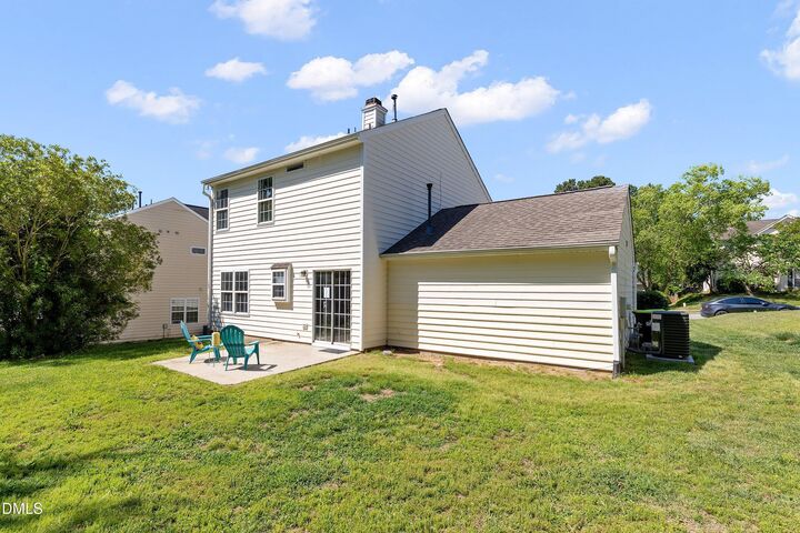 Property Photo: 408 Stonecreek Drive NC 27539
