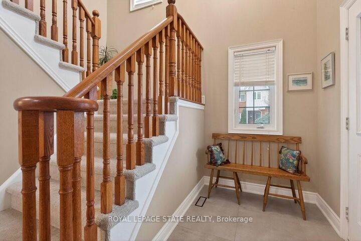 Property Photo: 100 Beddoe Drive 101 ON L8P 4Z2