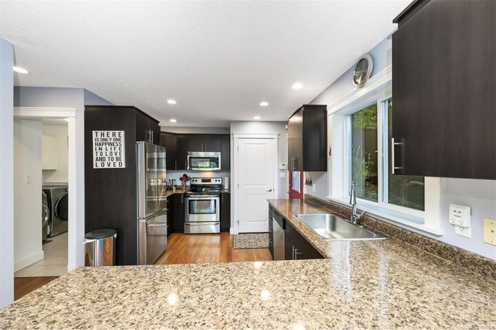 Property Photo: 10379 Arbutus Rd BC V0R 3E1