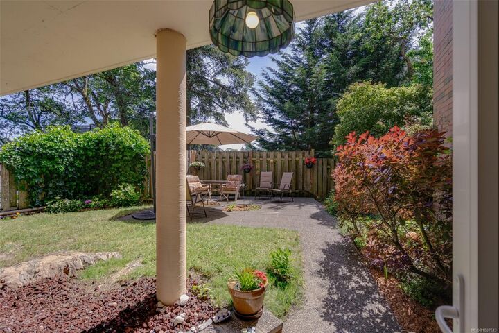 Property Photo:  4030 Quadra St 103  BC V8X 1K2 