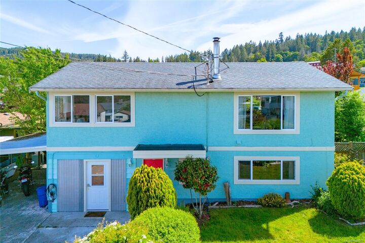 Property Photo:  1584 Freda St  BC V0R 1R0 