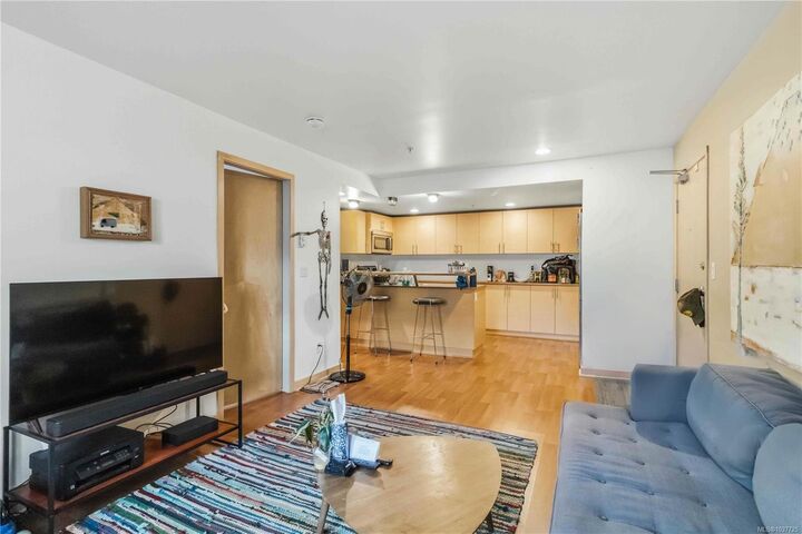 Property Photo:  787 Tyee Rd 304  BC V9A 7R5 