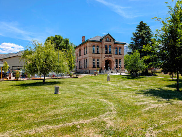 Property Photo:  19 S 200 E  UT 84653 