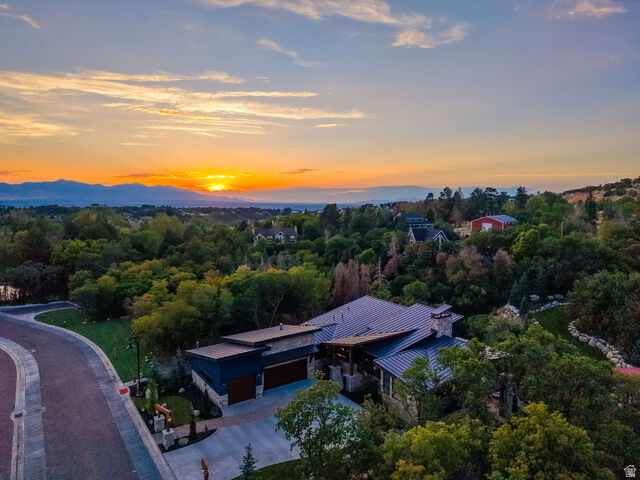 Property Photo: 3773 E Quail Hill Ln S 104 UT 84092