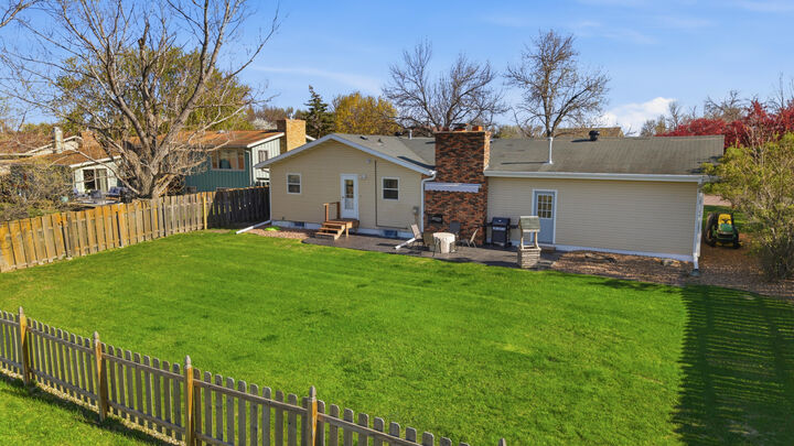 Property Photo: 626 Willow Drive SD 57401