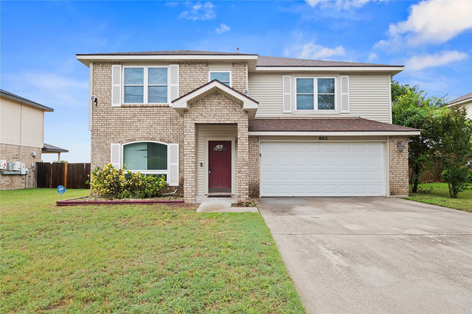 Property Photo: 803 Margaret Lee Street TX 76522