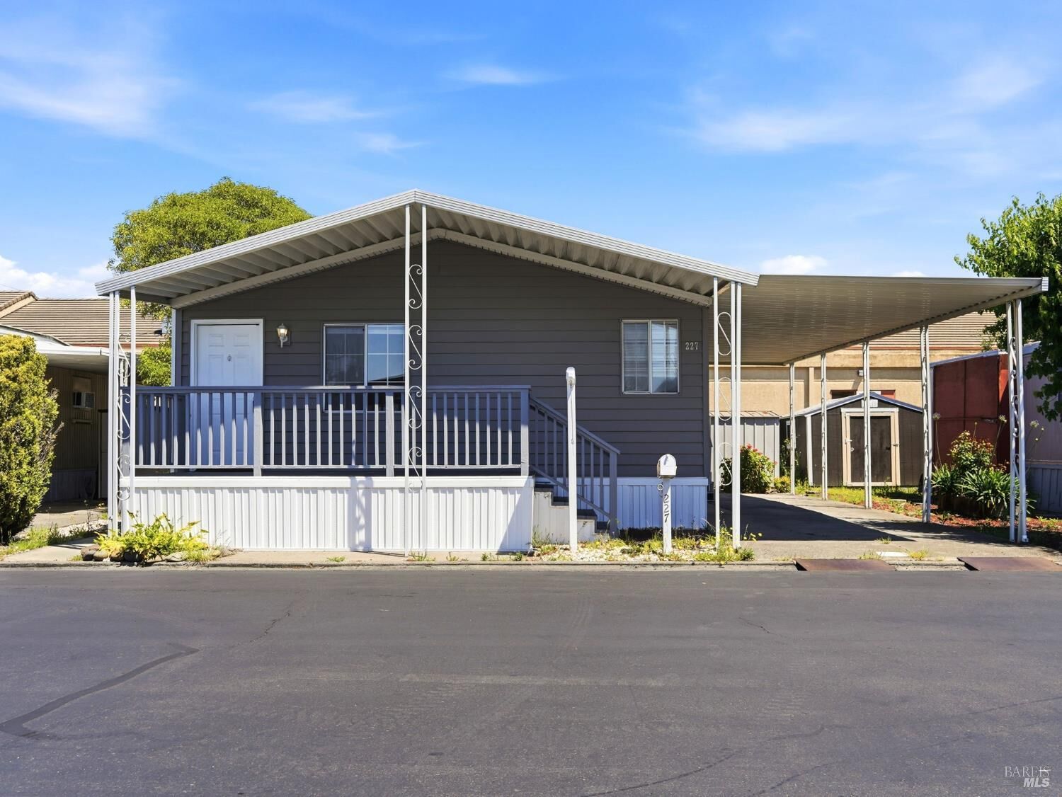 Property Photo:  227 Ricardo Avenue  CA 95407 
