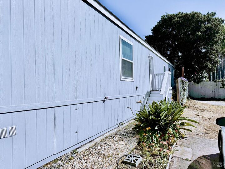 Property Photo:  425 W Sierra Avenue 9  CA 94931 