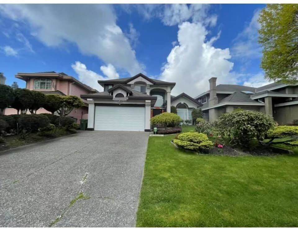 Property Photo:  5700 Musgrave Crescent  BC V7C 5N3 
