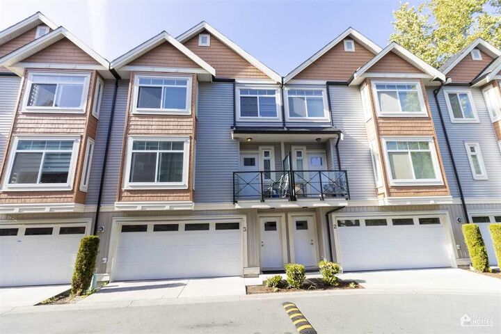 12091 70 Avenue 3 — photo 1