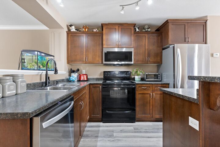 Property Photo: 5556 Peach Road 39 BC V2R 5X4