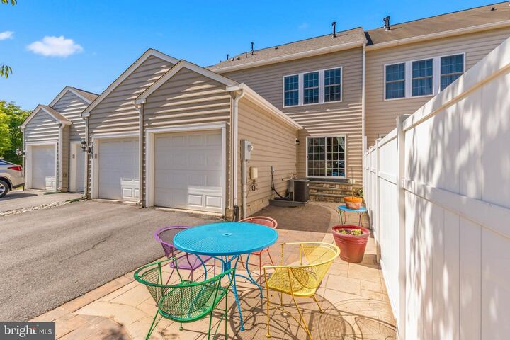 Property Photo: 20791 Red Cedar Drive VA 20175