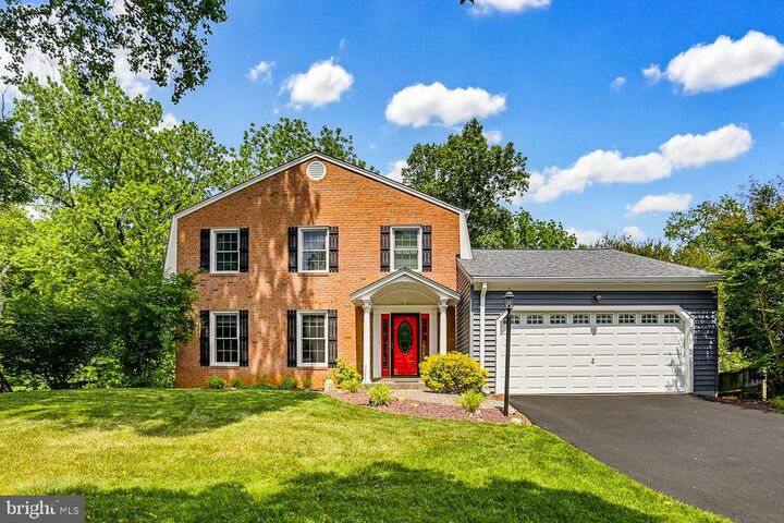 Property Photo: 8 Bouldercrest Court MD 20850
