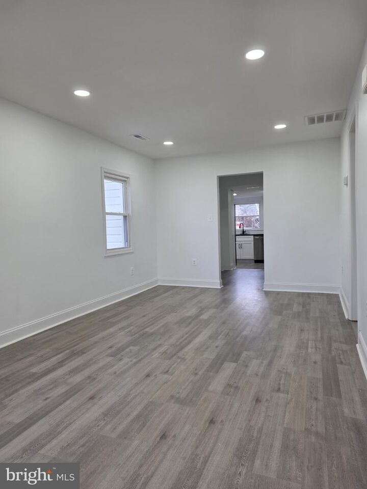Property Photo: 580 York Avenue VA 22601