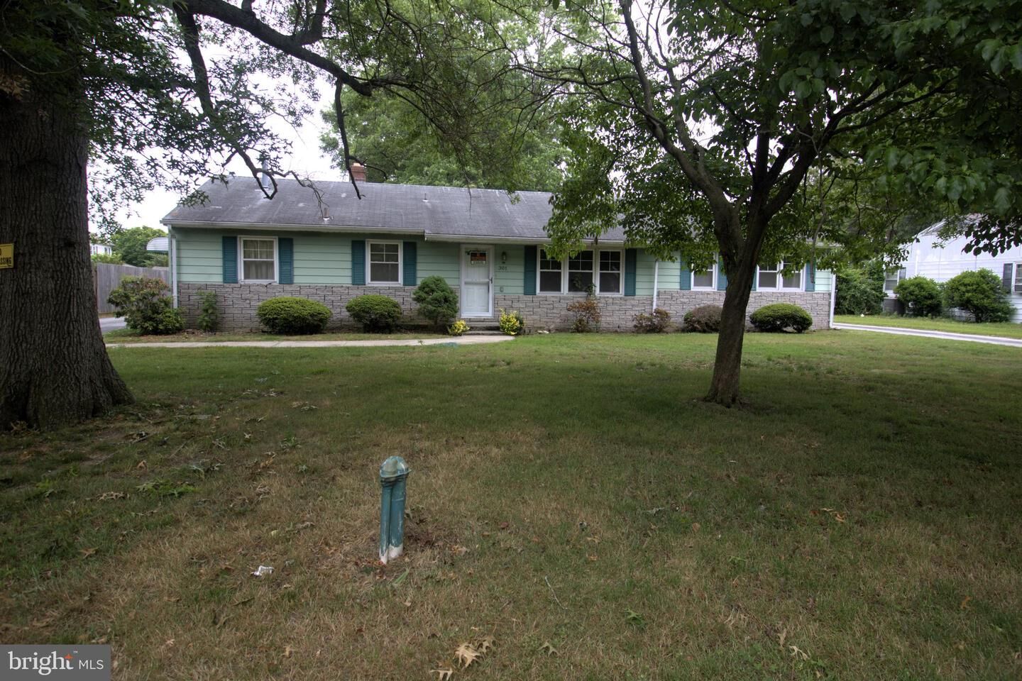 Property Photo:  301 Glendale Drive  MD 21804 