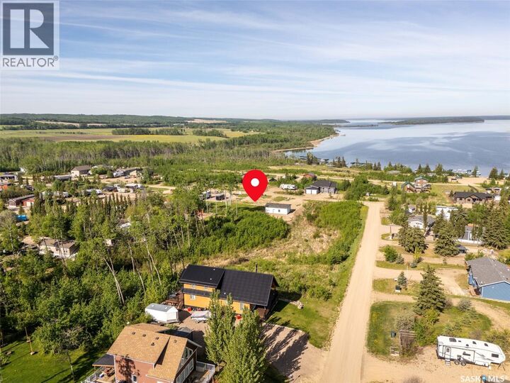 Property Photo:  915 Diamond Willow Drive  SK S0M 1A0 