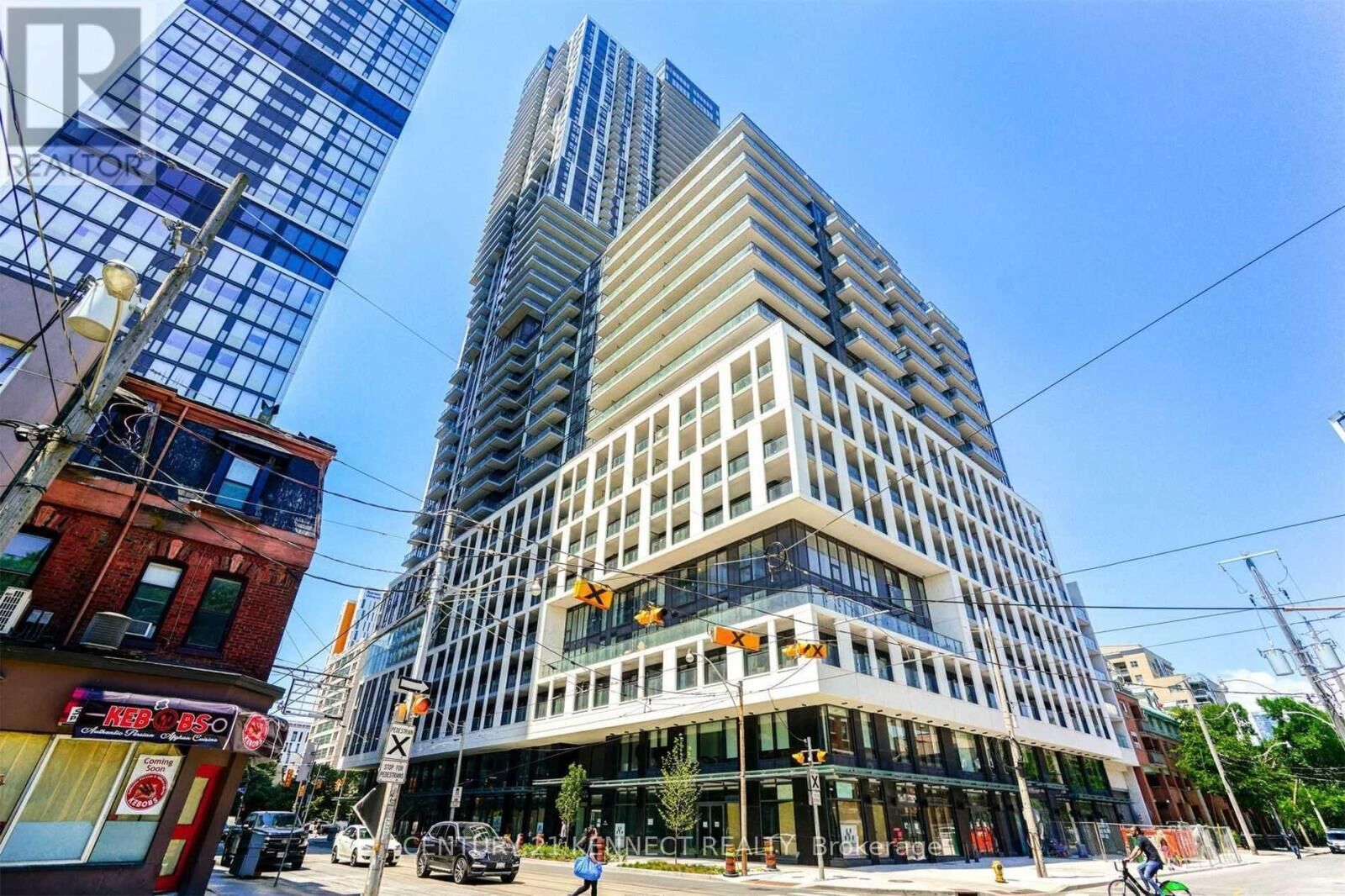 Property Photo:  251 Jarvis Street Ph14  ON M5B 0C3 