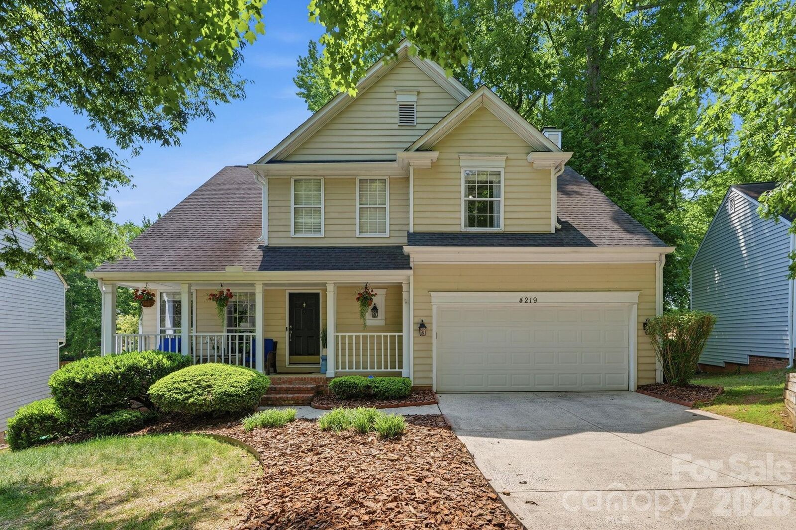 Property Photo: 4219 Beauvista Drive NC 28269