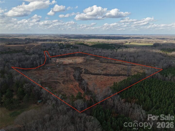 Property Photo: 6802 W Duncan Road NC 28079