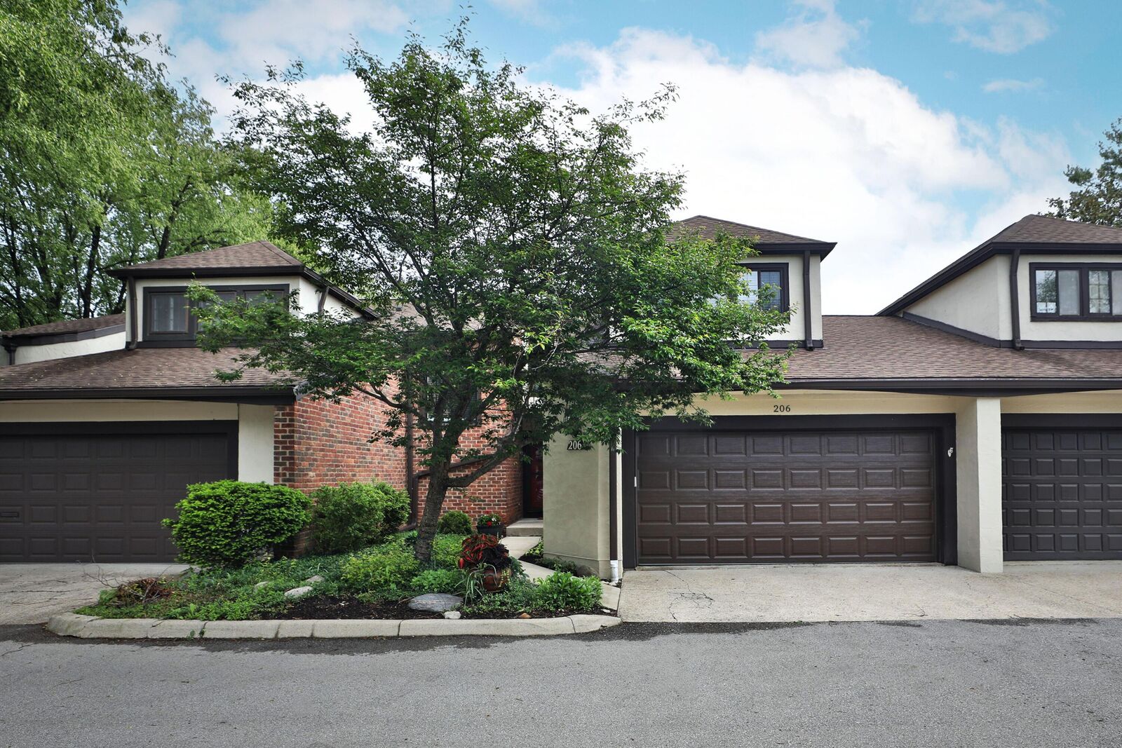 Property Photo:  206 St Pierre Street  OH 43085 